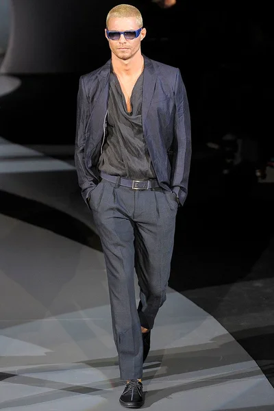 Look 46